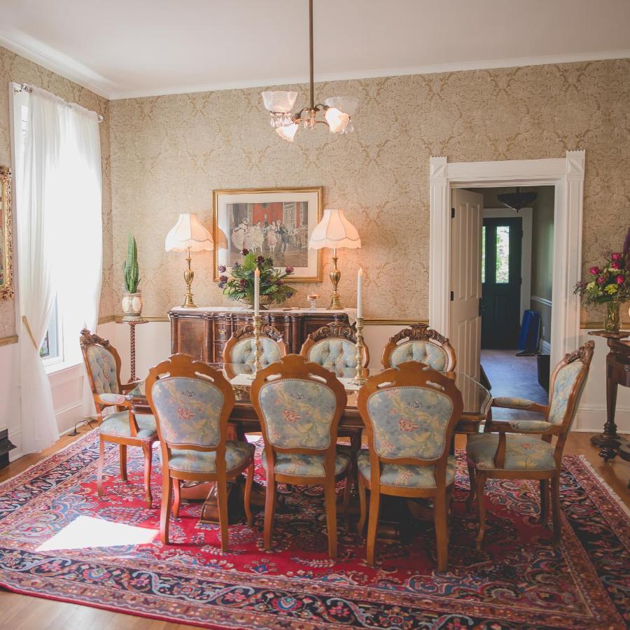 Grand Victorian Manor & Cottage Boonville Kültér fotó